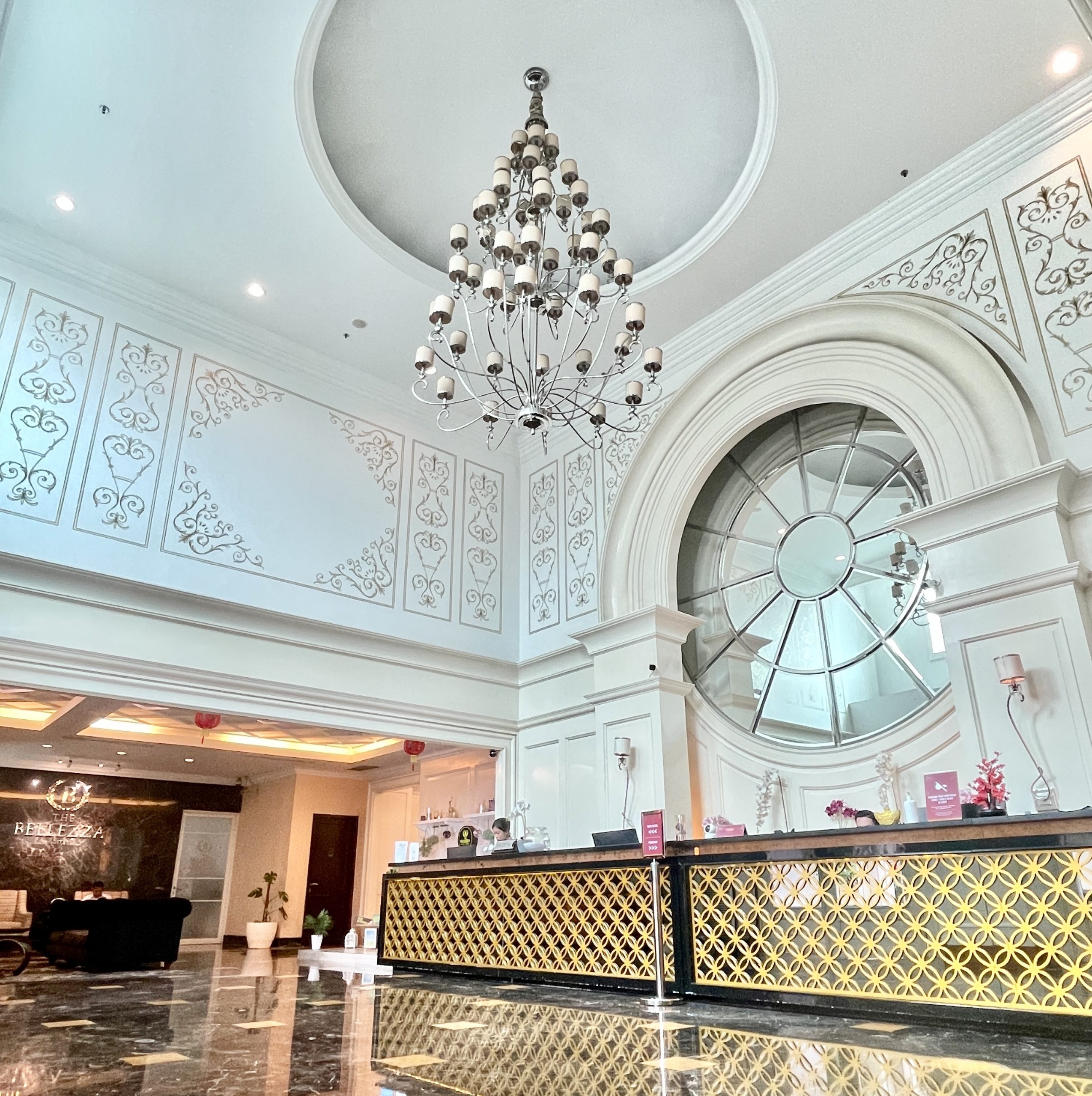 Luxury in a classy hotel in Permata Hijau